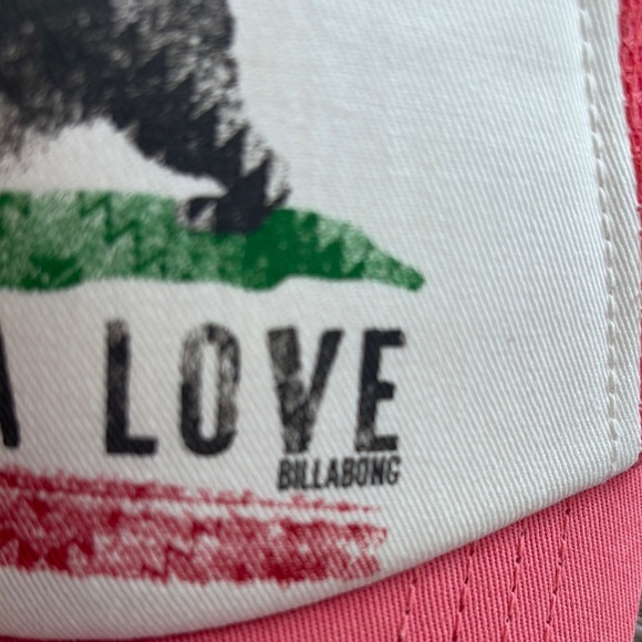Billabong Pink and White adjustable Trucker Hat California Love with bear detail - Picture 4 of 8